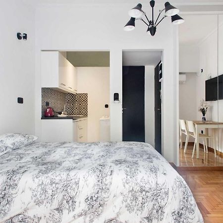 Newly Renovated Studio Downtown Athens! Luaran gambar